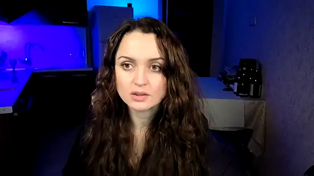 Cerann1 Adlı Modelin Canlı XXX Sohbeti