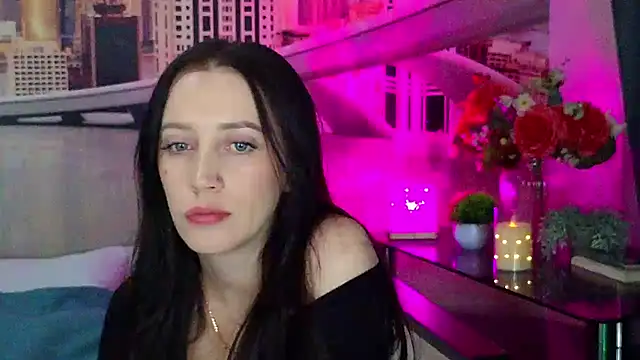 Chatroom XXX en direct de MonicaSweetx