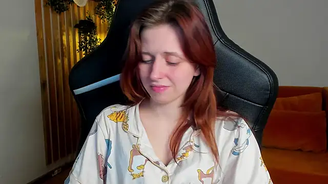 دردشة FreyaVey الجنسية المباشرة