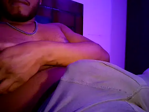 piratess Adlı Modelin Canlı XXX Sohbeti