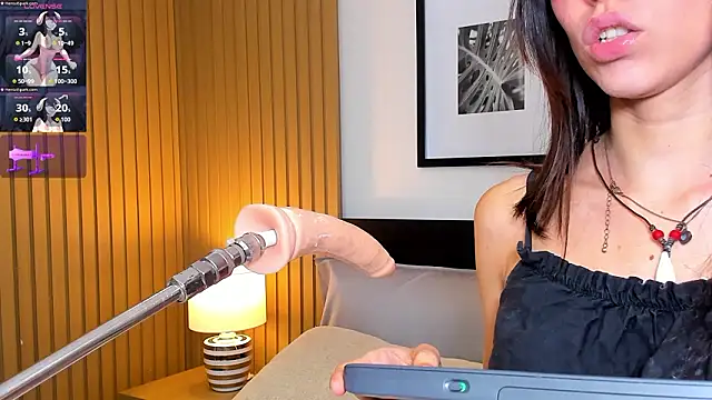 doll_bella_ Adlı Modelin Canlı XXX Sohbeti