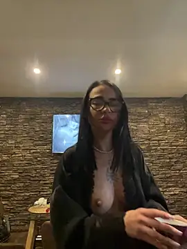 BrianaBloom – Naživo XXX chat