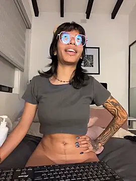 Živý XXX chat TweetiePieXXX