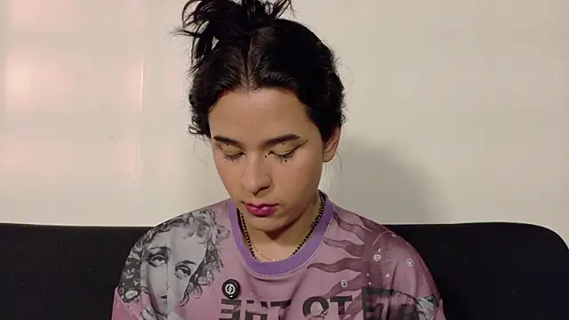 Angel-umbra Adlı Modelin Canlı XXX Sohbeti