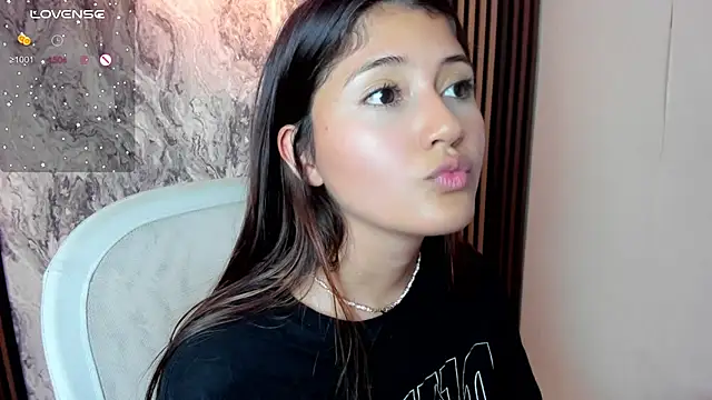 amy_innocent_1 在線直播表演