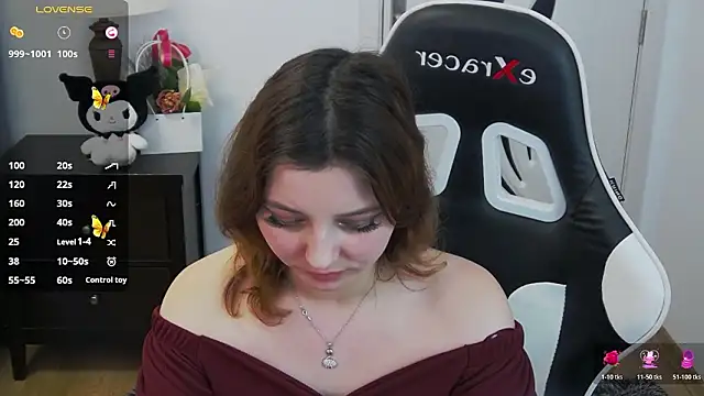 pretty_little_thing Chat XXX in diretta