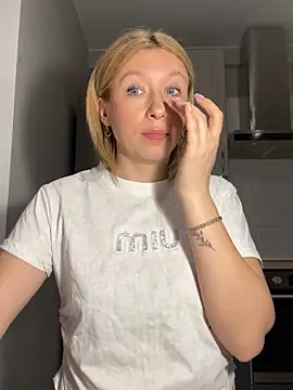 Kittie_Valentine Chat XXX in diretta