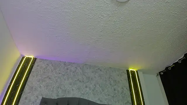 دردشة GiannaSlimJB الجنسية المباشرة