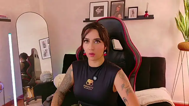 Chat XXX Live EmmyEvans1