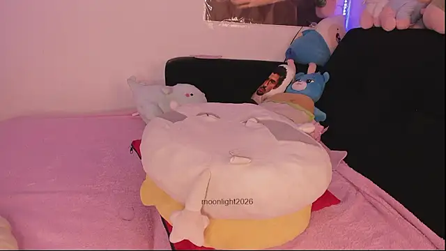 moonliiiight1 Adlı Modelin Canlı XXX Sohbeti