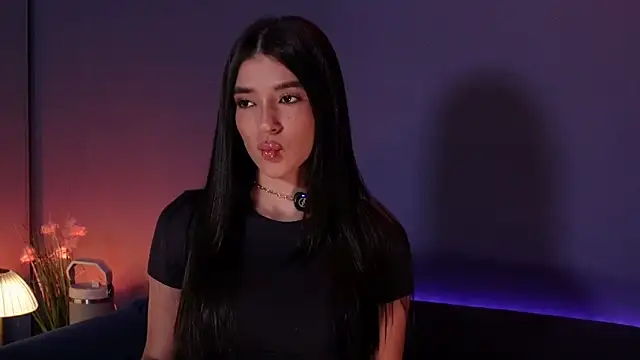 OliviaBellucci 现场XXX聊天