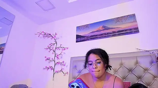 Онлайн чат XXX katie__bloom