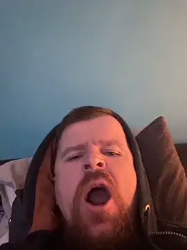 Gabriel892619 现场XXX聊天