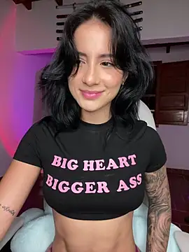 Ale_Lewis Chat XXX in diretta