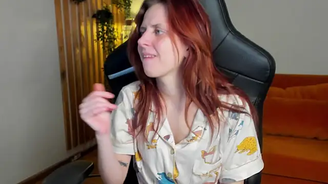 Chat +18 de FreyaVey ao vivo