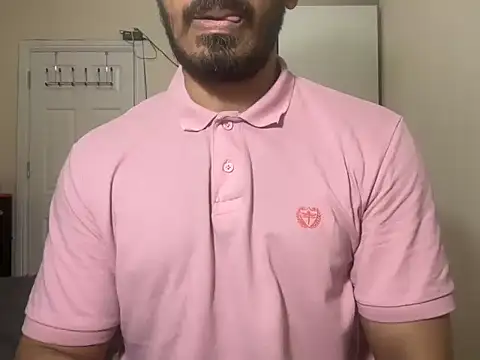 Show modela celibate-monk na web-kameri