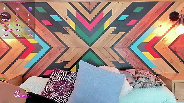 NaiirobiSwan 现场XXX聊天