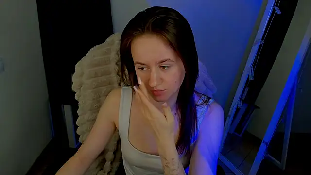 Catherine_e 即時 XXX 聊天