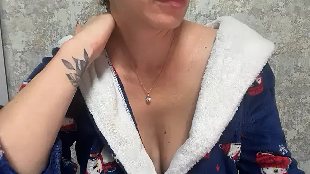 XXX chat uživo modela Angelinaa19