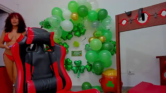 Ruby_RedMoon2 Webcam show