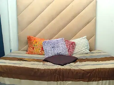 Chat +18 de TokyoXXX ao vivo