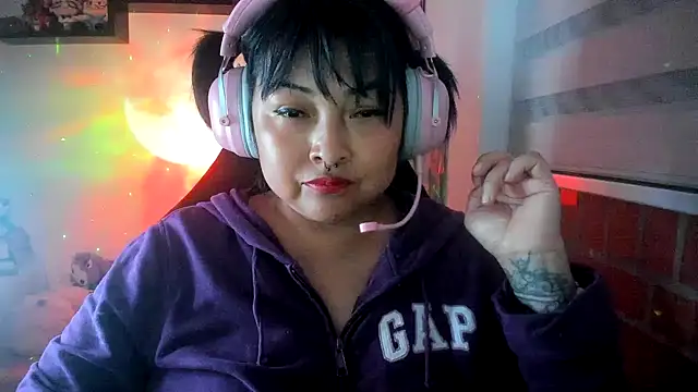 Shaddycute_ élő XXX-chatje