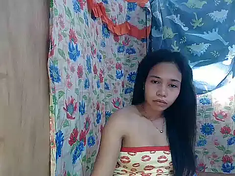 PinaySkinnyGirl Chat XXX live
