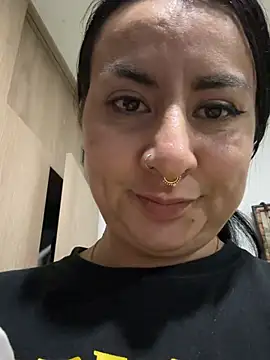 Abril_Luv's Live XXX Chat