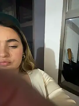 Antonella_Julieta Live XXX Chat