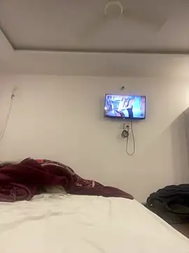 TheInvincible_meet Pertunjukan Webcam