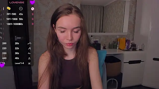 YonaBones' Live XXX Chat