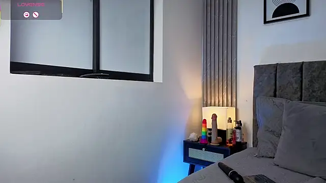 Ema_Stone65's Live XXX Chat