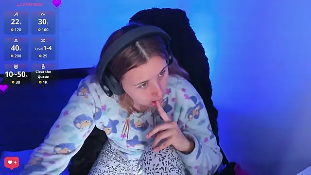 Онлайн чат XXX bonnie_moon_