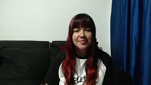 XXX chat uživo modela evilheart_69
