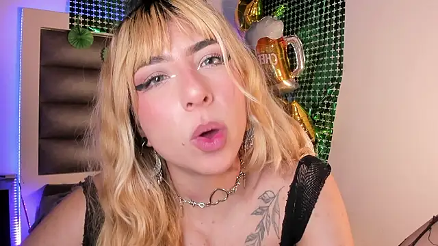 Živý XXX chat adhalee_js