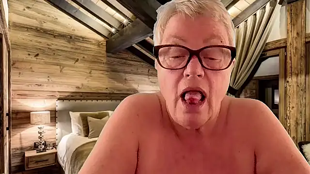 Mystery-Grandmother Webcam show