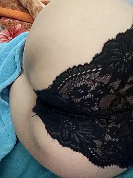 Haralushiaaa 即時 XXX 聊天