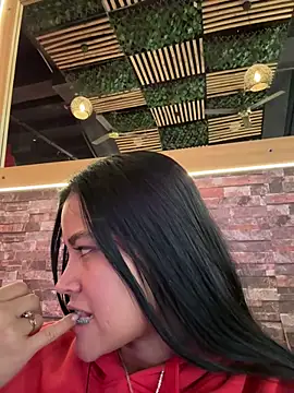 scarlet-kennedy98's Live XXX Chat