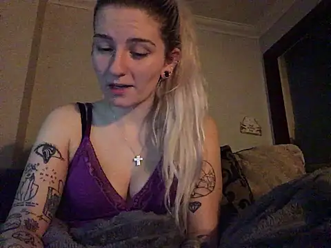 xxamyleighxx élő XXX-chatje