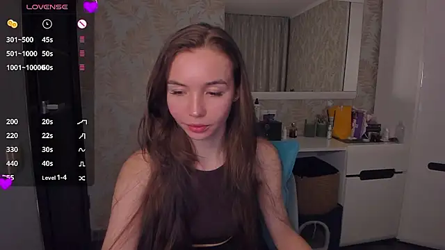 YonaBonesn Live XXX chat