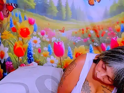 indianroxy Live XXX Chat