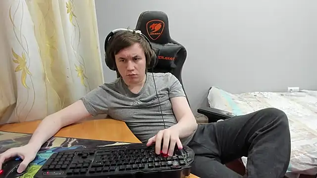 iliaskrislove Pertunjukan Webcam