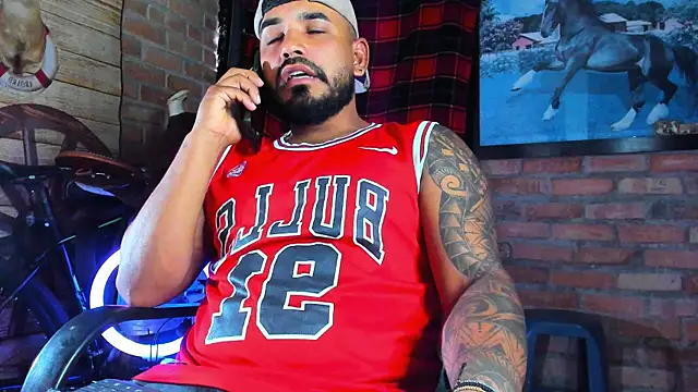 dominic_jonson Webcam Show