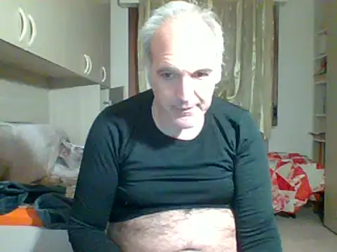 XXX chat uživo modela Setesesso7