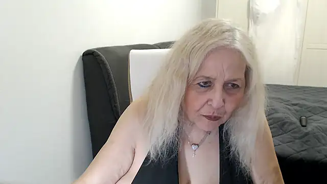 SusiLifeXXX: απευθείας συνομιλία ΧΧΧ