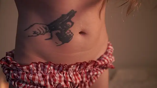 Weeissy Adlı Modelin Canlı XXX Sohbeti