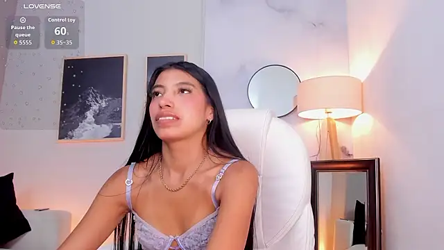 Tiffany_Low's Live XXX Chat