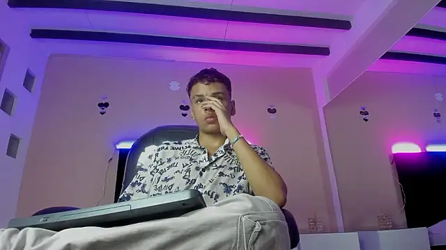 Xavier_Fox___'s Live XXX Chat