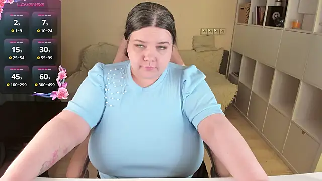 Živý XXX chat PlumPie