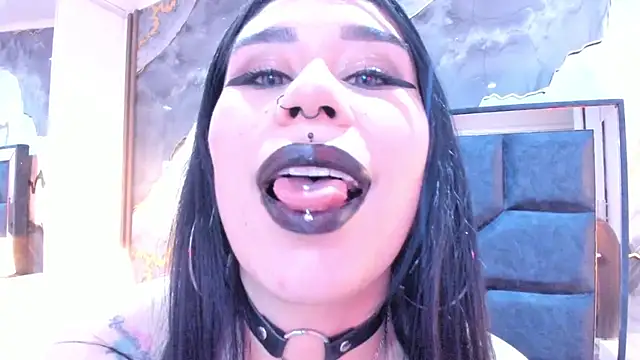 SusanVilla Chat XXX live